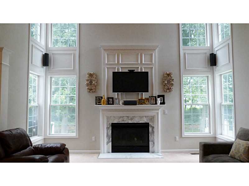 255 Castle Rocks Road Warwick, RI 02886 - Photo 8 of 24 Den/Family/Great Room.