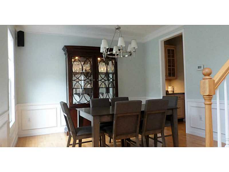255 Castle Rocks Road Warwick, RI 02886 - Photo 10 of 24 Dining Room.