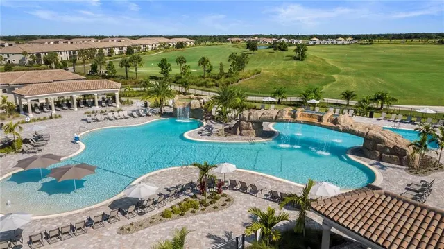 $2,800 | 18008 Gawthrop Drive, Unit 402, Lakewood Ranch, FL 34211