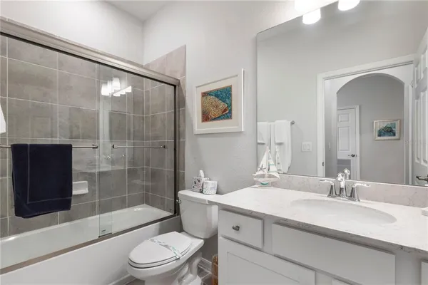 $2,800 | 18008 Gawthrop Drive, Unit 402, Lakewood Ranch, FL 34211