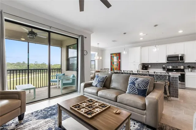 $2,800 | 18008 Gawthrop Drive, Unit 402, Lakewood Ranch, FL 34211