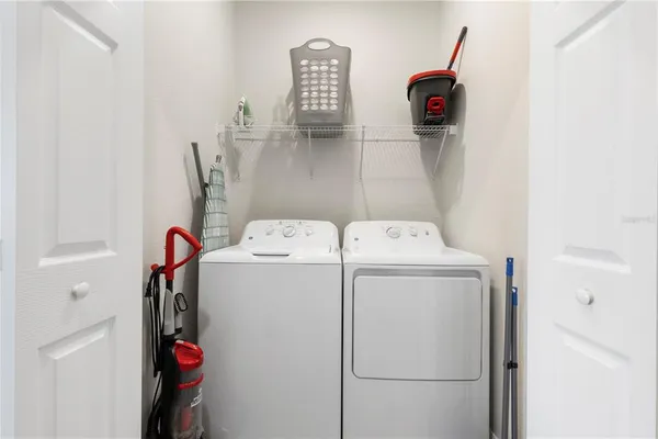 $2,800 | 18008 Gawthrop Drive, Unit 402, Lakewood Ranch, FL 34211