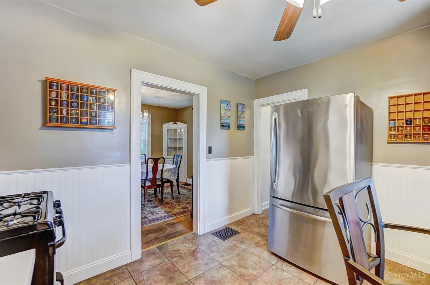 3562 Ebenezer Road Cincinnati, OH 45248 - Photo 14 of 37