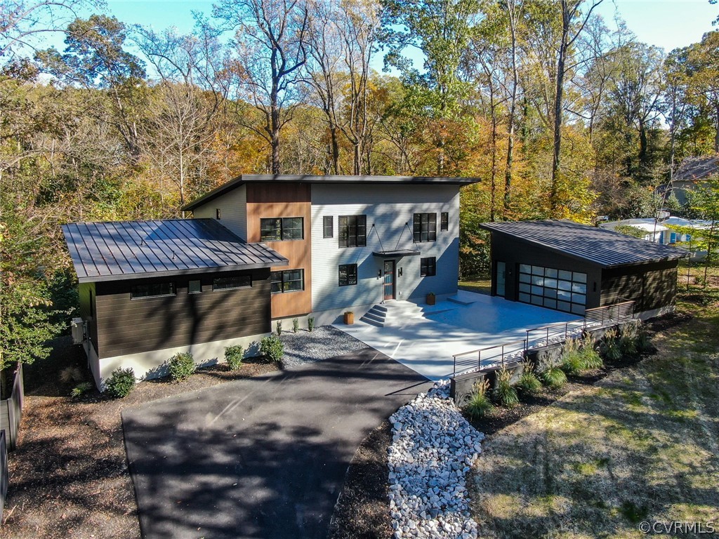 4025 Hickory Road Richmond, VA 23235 - Photo 2 of 31 Gallery Image 2