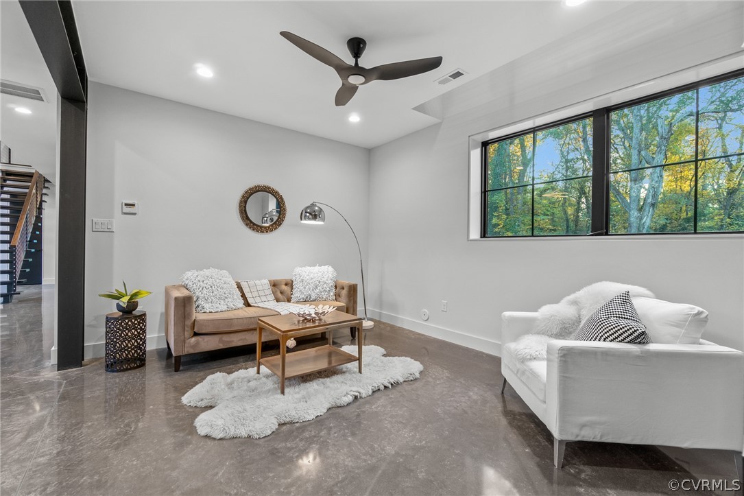 4025 Hickory Road Richmond, VA 23235 - Photo 10 of 31 Gallery Image 10