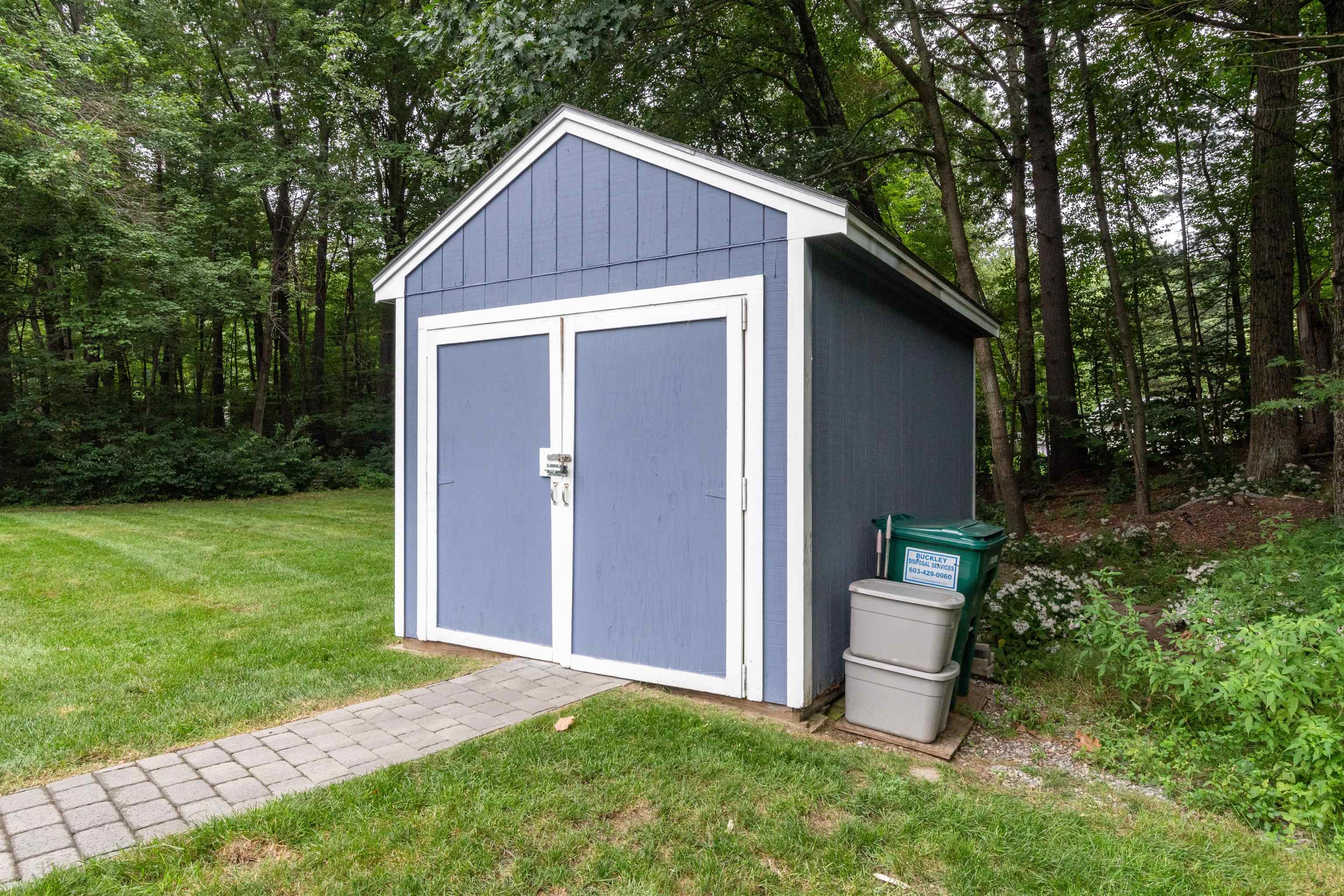 33 Gail Road Merrimack, NH 03054 - Photo 21 of 24