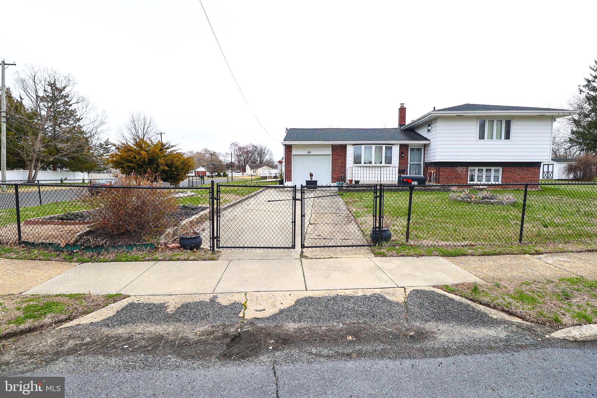 237 Capital Drive Mantua, NJ 08051 - Photo 6 of 91