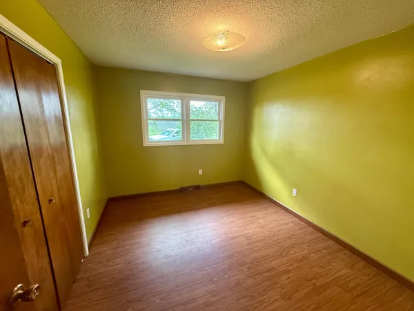 $240,000 | 68680 470th Street, Fairfax, MN 55332