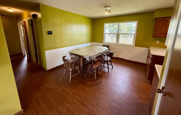 $240,000 | 68680 470th Street, Fairfax, MN 55332