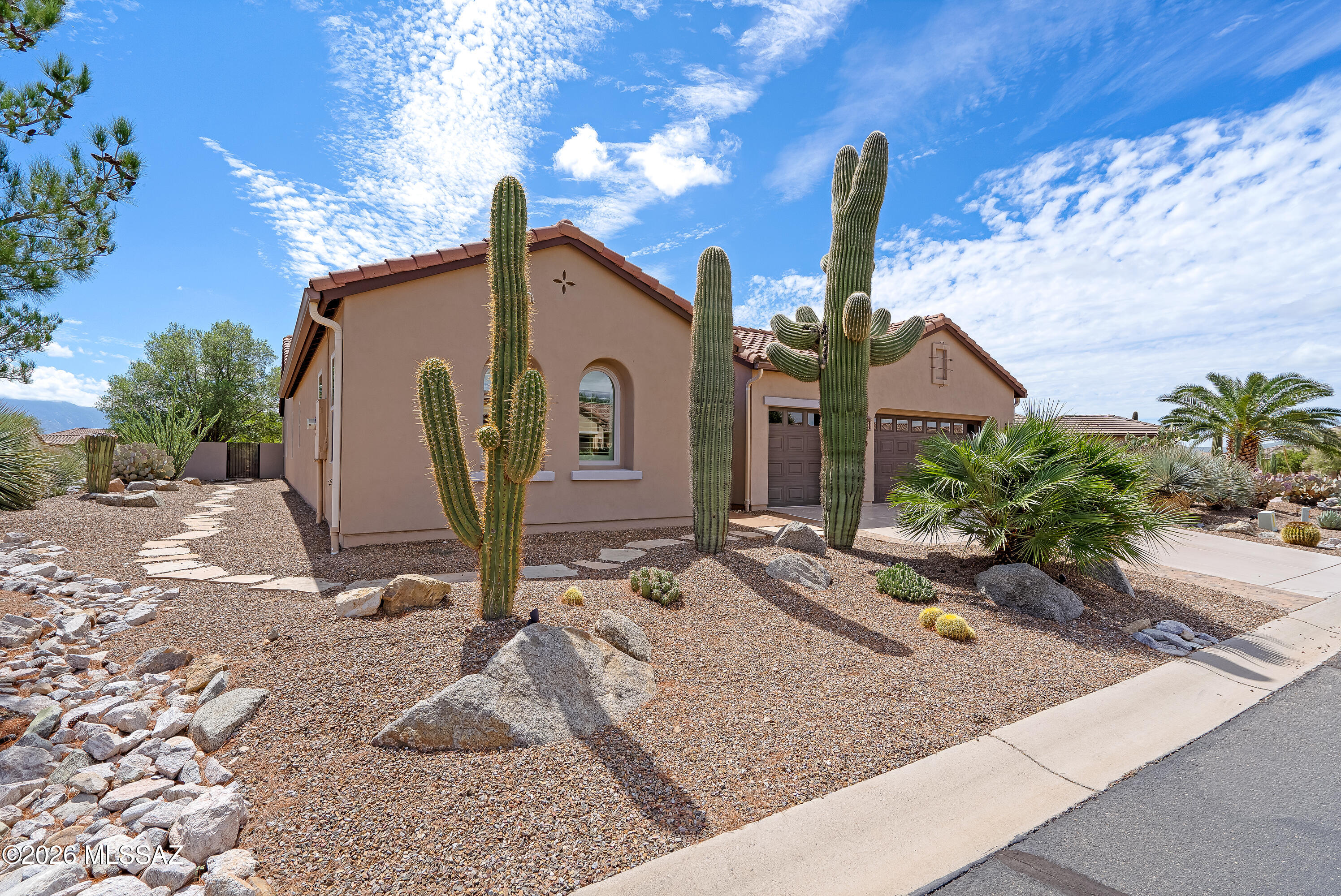 31739 South Misty Basin Road Oracle, AZ 85623 - Photo 2 of 49 A Stunning Welcome Home