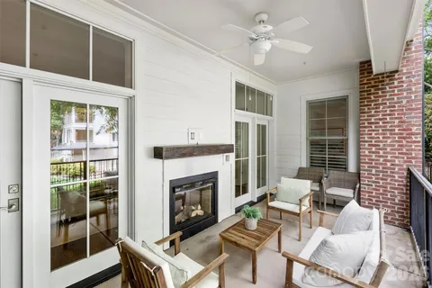 $1,300,000 | 2251 Selwyn Avenue, Unit 102, Charlotte, NC 28207