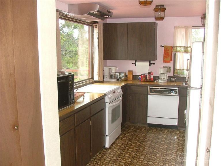 54789 Huntington Road Bend, OR 97707 - Photo 10 of 25 Additional Photo