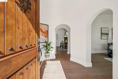 $1,899,000 | 415 Berkeley Park Boulevard, Kensington, CA 94706
