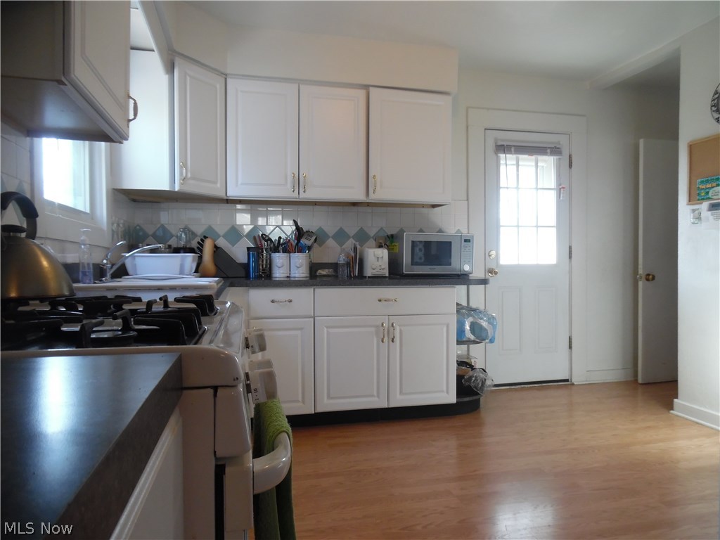 974 Dan Street Akron, OH 44310 - Photo 7 of 16 Gallery Image 7