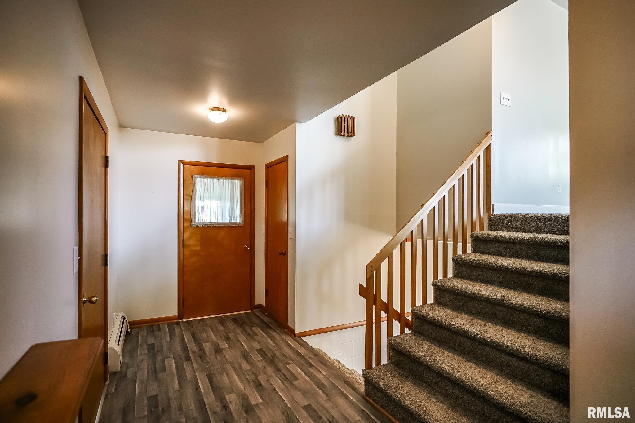 706 West Jackson Street Abingdon, IL 61410 - Photo 34 of 74