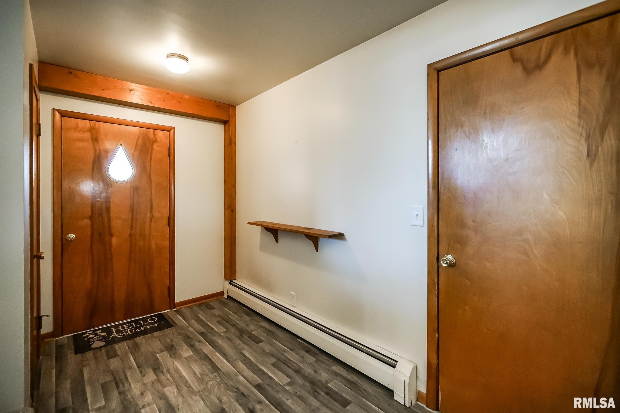 706 West Jackson Street Abingdon, IL 61410 - Photo 39 of 74