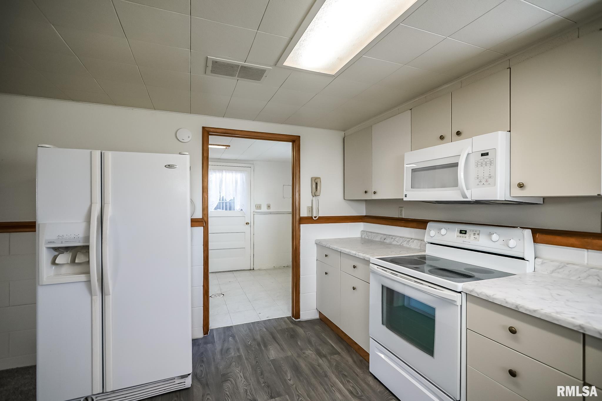 706 West Jackson Street Abingdon, IL 61410 - Photo 44 of 74