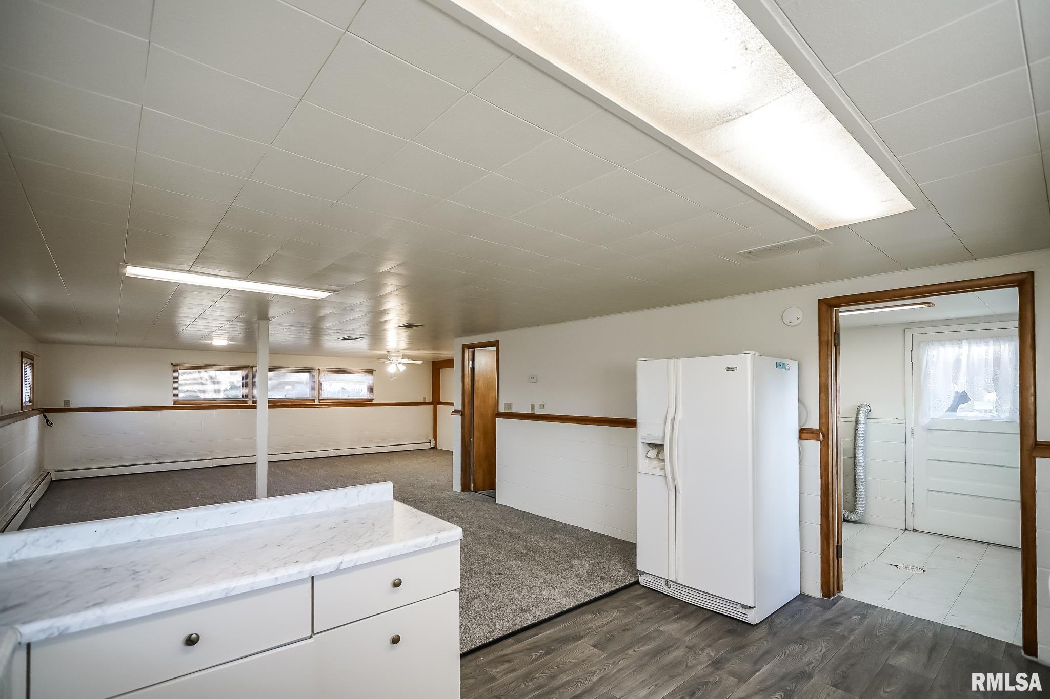 706 West Jackson Street Abingdon, IL 61410 - Photo 48 of 74