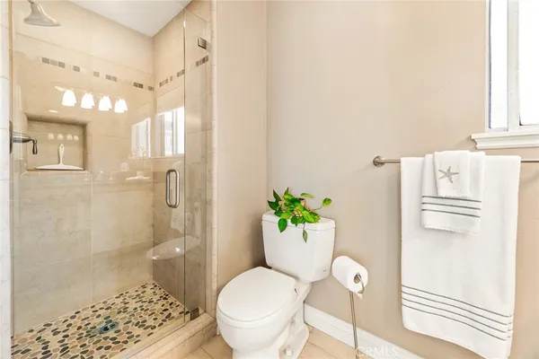 $659,000 | 2772-2a East 2nd Street, Unit A2, Long Beach, CA 90803