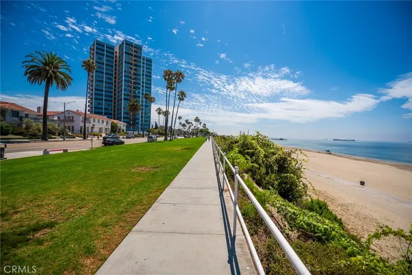 $659,000 | 2772-2a East 2nd Street, Unit A2, Long Beach, CA 90803