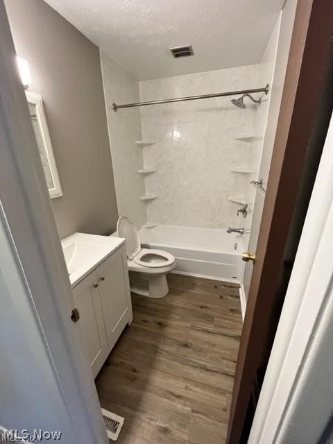 216 Moore Road, Unit 1E Avon Lake, OH 44012 - Photo 10 of 16