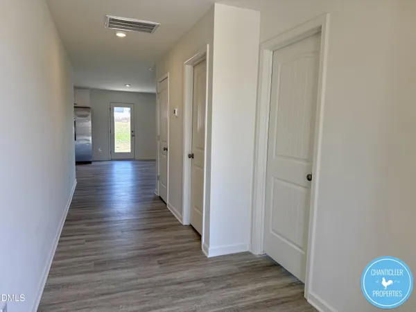 $2,095 | 49 Suhani Lane, Clayton, NC 27520
