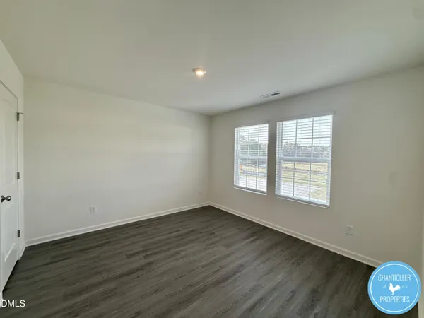 $2,095 | 49 Suhani Lane, Clayton, NC 27520
