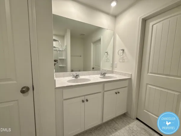 $2,095 | 49 Suhani Lane, Clayton, NC 27520