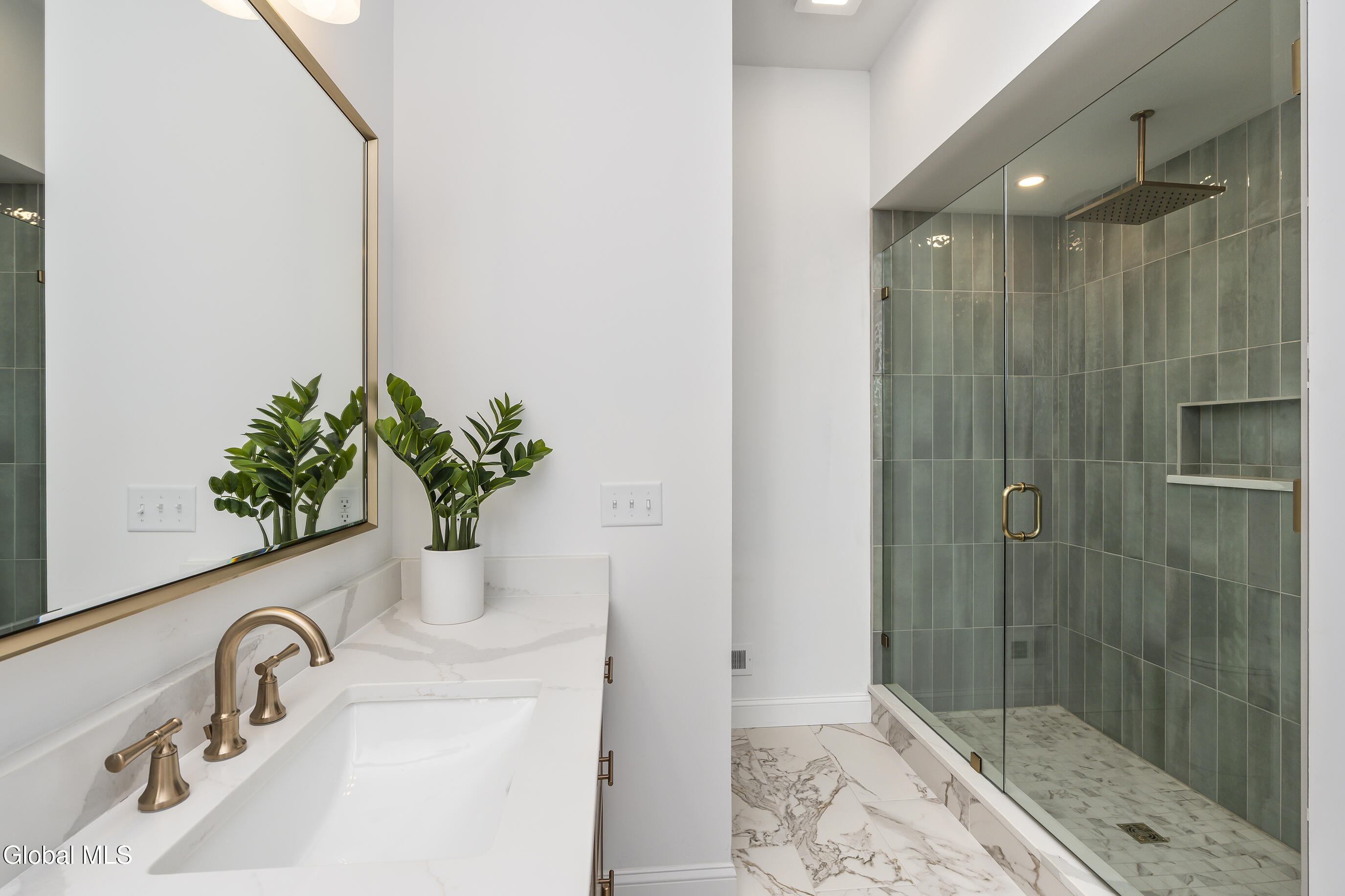 811 Waldens Pond Road Guilderland, NY 12203 - Photo 24 of 40 24