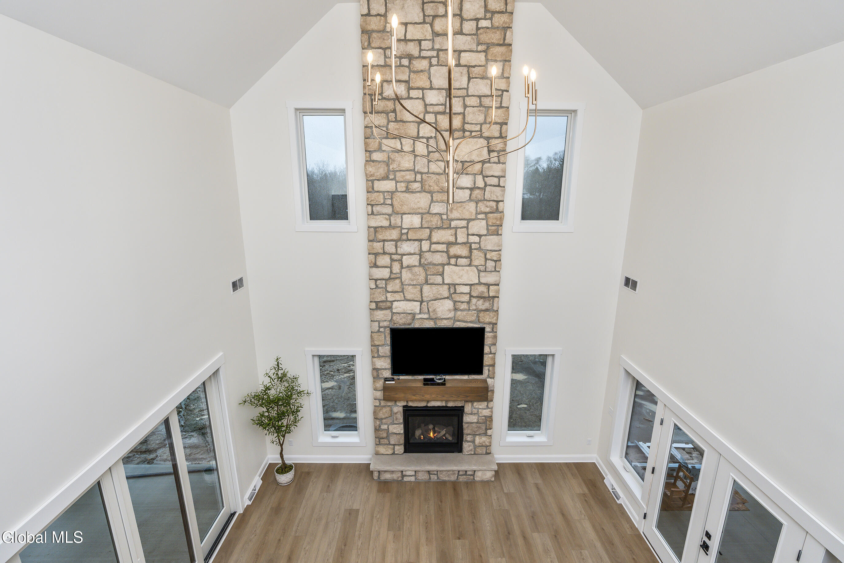 811 Waldens Pond Road Guilderland, NY 12203 - Photo 33 of 40 33