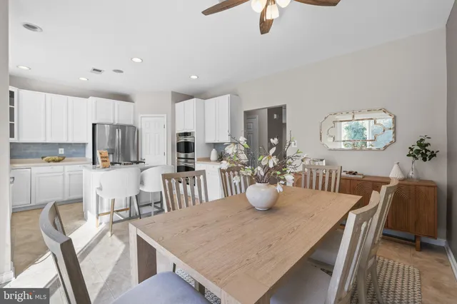 $734,700 | 8238 Shannons Landing Way, Lorton, VA 22079