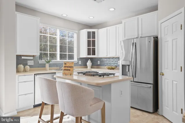 $734,700 | 8238 Shannons Landing Way, Lorton, VA 22079