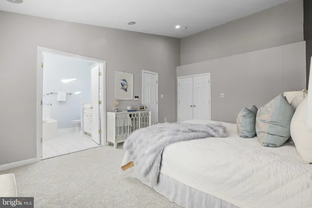 $734,700 | 8238 Shannons Landing Way, Lorton, VA 22079