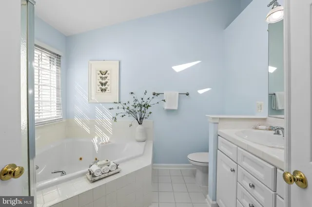 $734,700 | 8238 Shannons Landing Way, Lorton, VA 22079