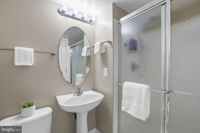 $734,700 | 8238 Shannons Landing Way, Lorton, VA 22079