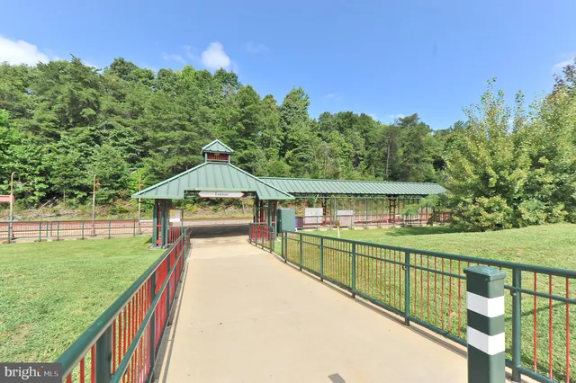 $734,700 | 8238 Shannons Landing Way, Lorton, VA 22079