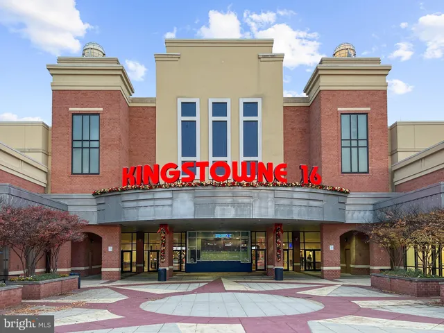 $734,700 | 8238 Shannons Landing Way, Lorton, VA 22079