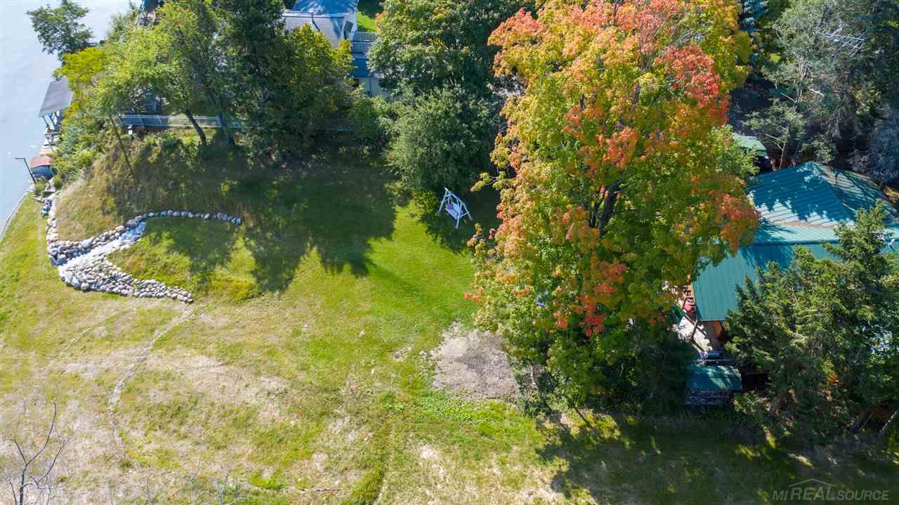 5376 North Lakeshore Road Deckerville, MI 48427 - Photo 63 of 65 50024666-62.JPG
