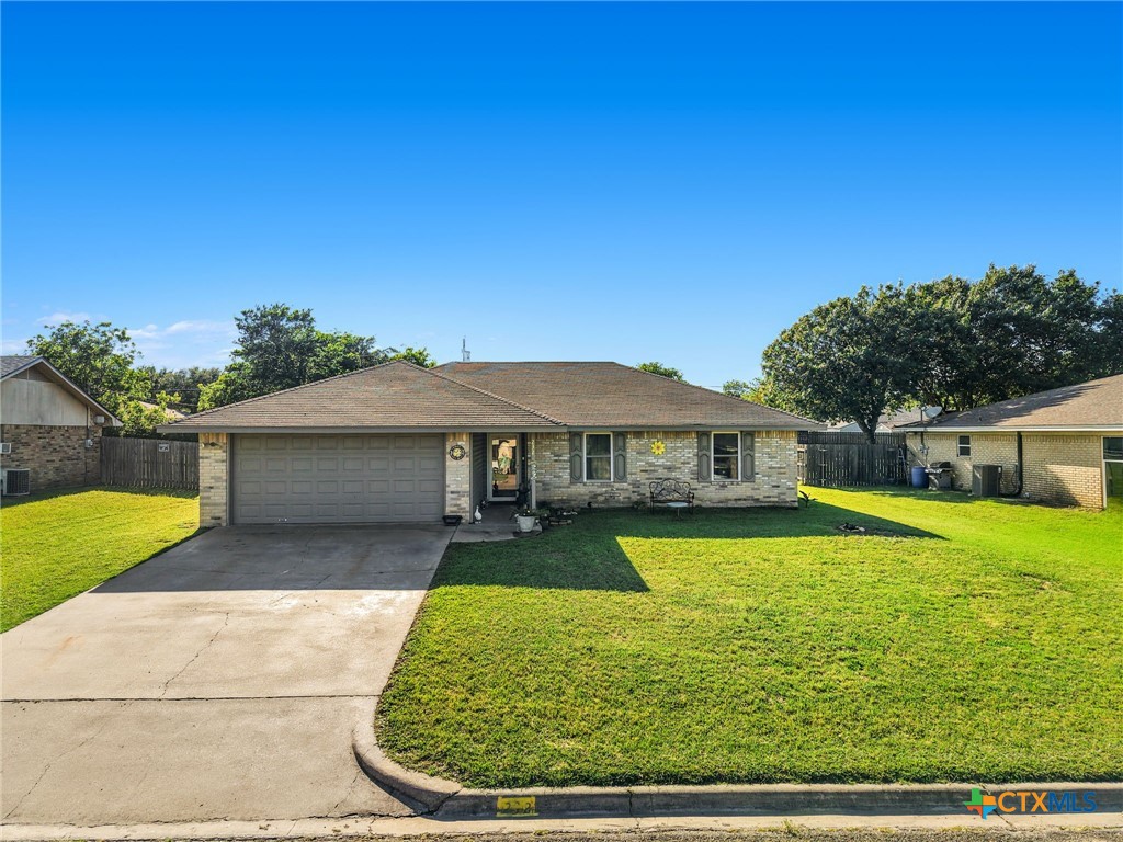 232 Thompson Circle Lorena, TX 76655 - Photo 1 of 35 Property Front