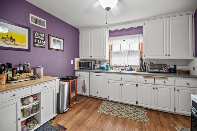 $515,000 | 1700 East Menlo Boulevard, Unit 1702, Shorewood, WI 53211