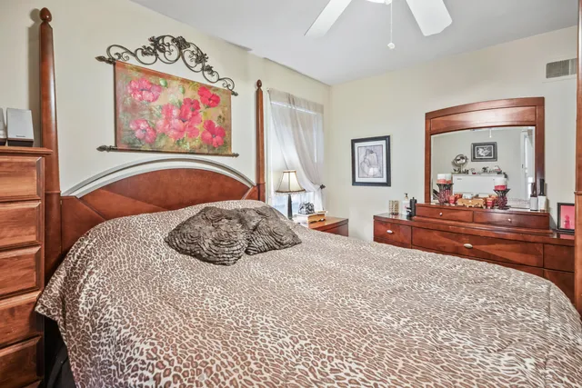 $515,000 | 1700 East Menlo Boulevard, Unit 1702, Shorewood, WI 53211