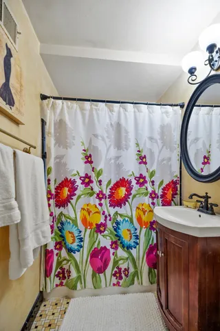 $515,000 | 1700 East Menlo Boulevard, Unit 1702, Shorewood, WI 53211