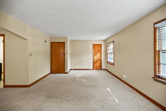 $515,000 | 1700 East Menlo Boulevard, Unit 1702, Shorewood, WI 53211