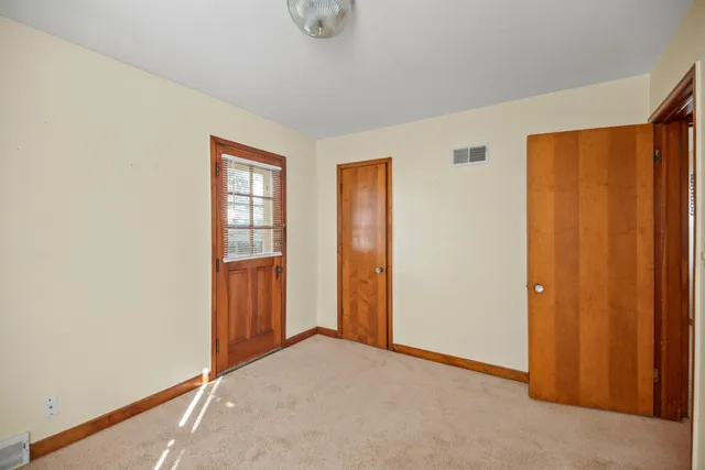 $515,000 | 1700 East Menlo Boulevard, Unit 1702, Shorewood, WI 53211