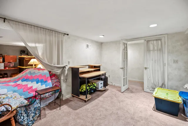 $515,000 | 1700 East Menlo Boulevard, Unit 1702, Shorewood, WI 53211