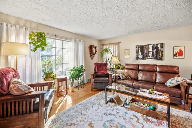 $515,000 | 1700 East Menlo Boulevard, Unit 1702, Shorewood, WI 53211