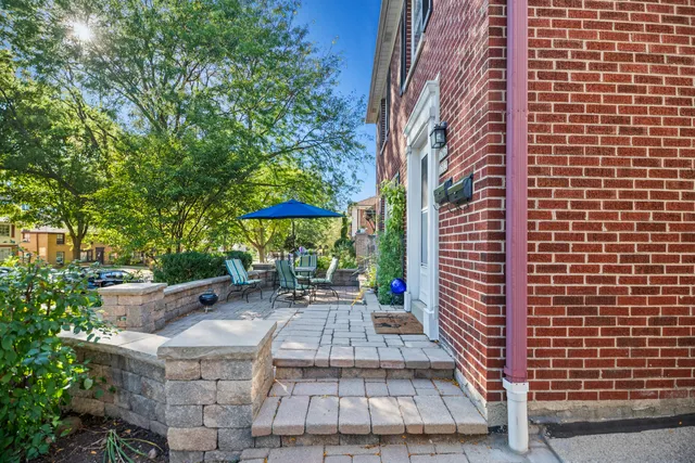 $515,000 | 1700 East Menlo Boulevard, Unit 1702, Shorewood, WI 53211