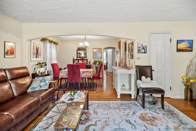 $515,000 | 1700 East Menlo Boulevard, Unit 1702, Shorewood, WI 53211