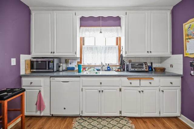 $515,000 | 1700 East Menlo Boulevard, Unit 1702, Shorewood, WI 53211