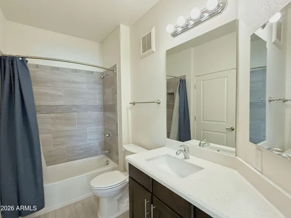 $2,195 | 2511 West Queen Creek Road, Unit 320, Chandler, AZ 85248